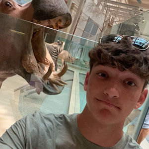 Meet your Posher, Evan